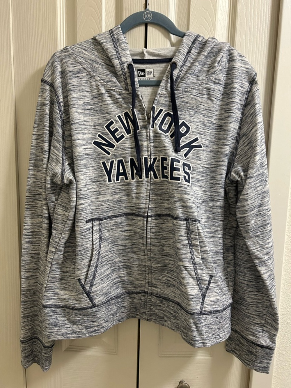 New Era Gray Heather New York Yankees Zip Hoodie with Navy Logo